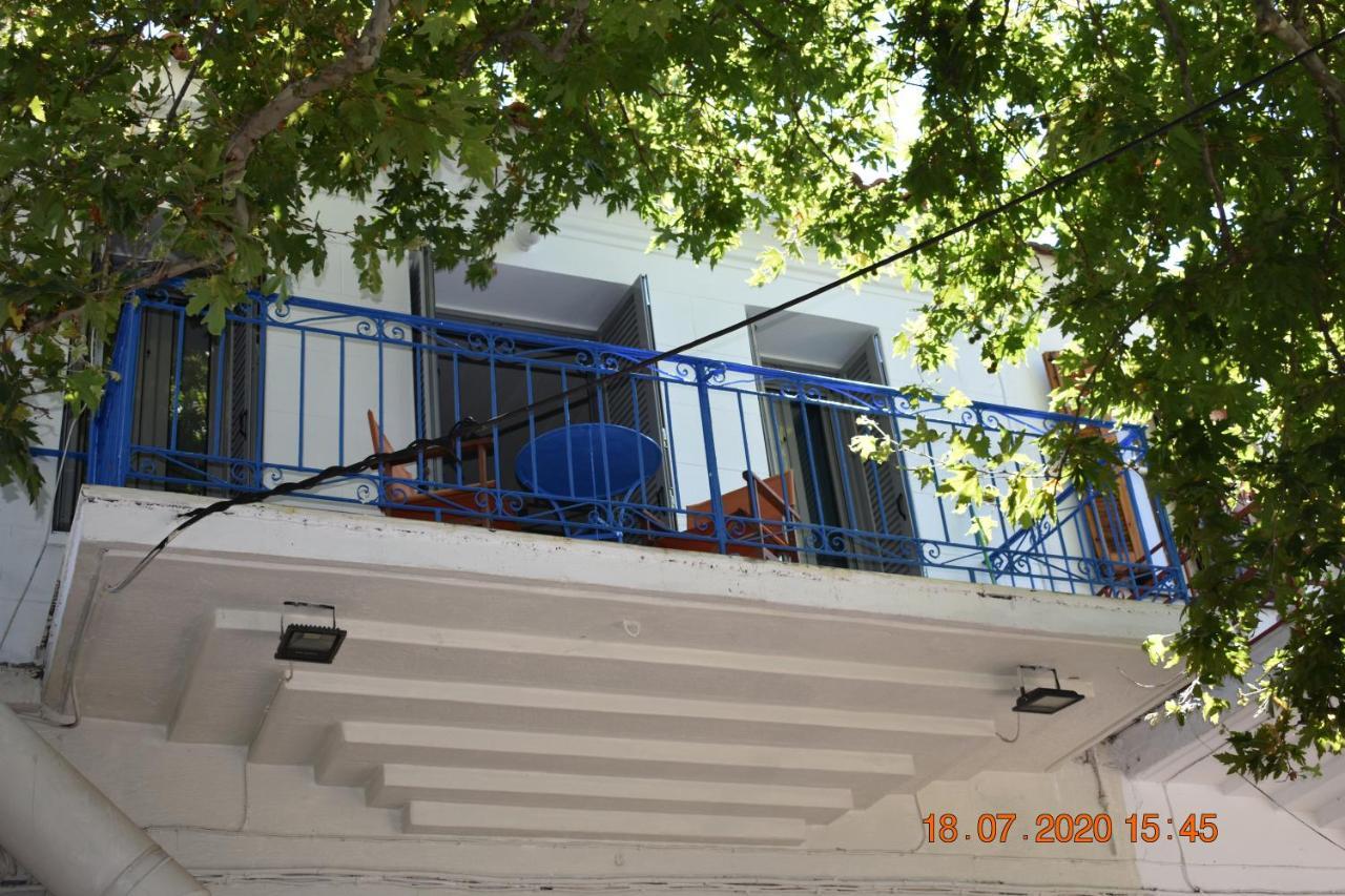 The Central House! Raches  المظهر الخارجي الصورة